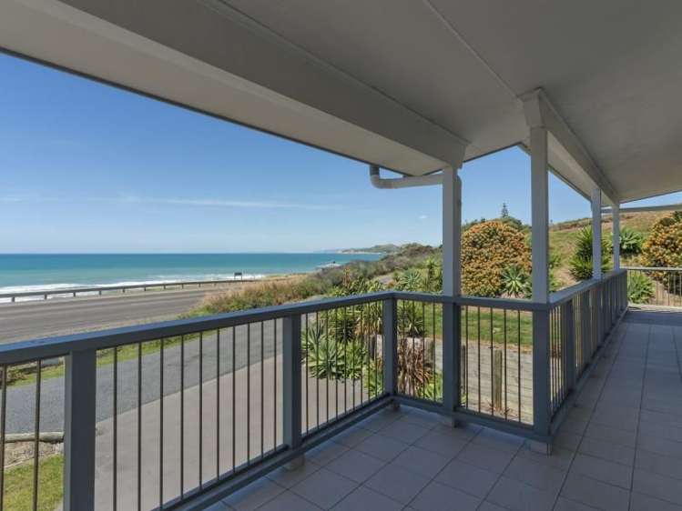 17 Sirrah Street Okitu_15