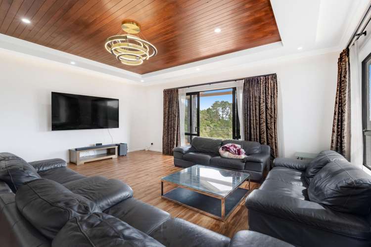 300 Whitford Park Road_3