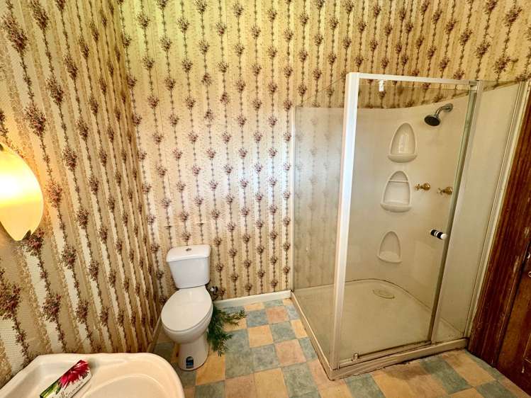 62 Broad Street Southbridge_17