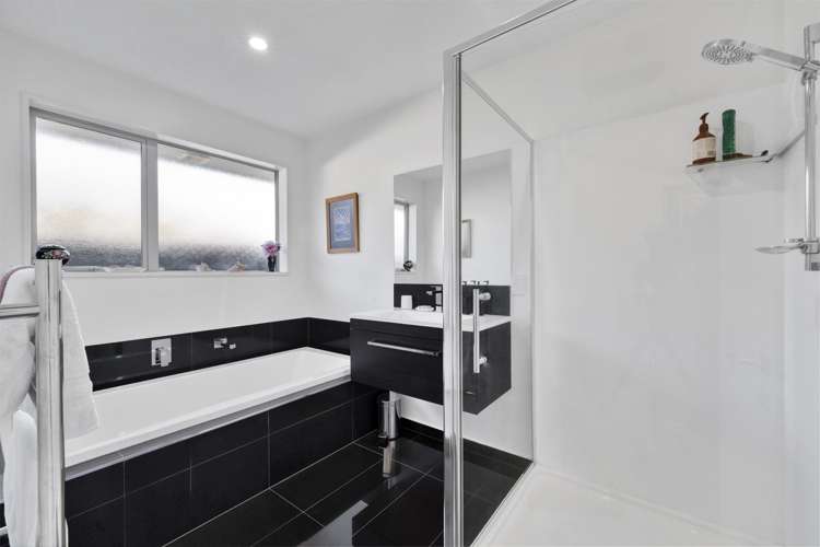 16 Whitau Place Marshland_21