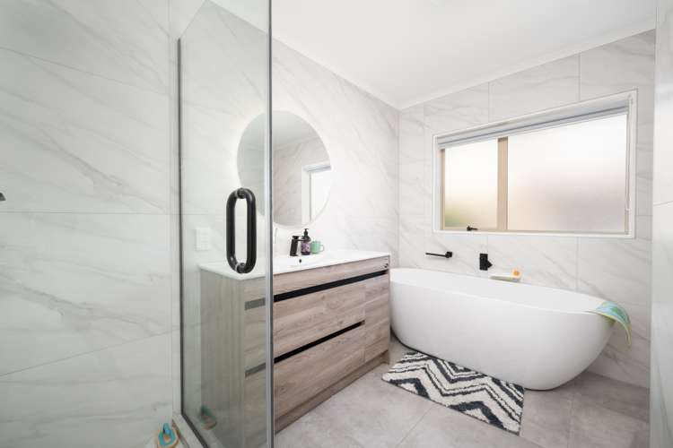 2/91 Litten Road Cockle Bay_17