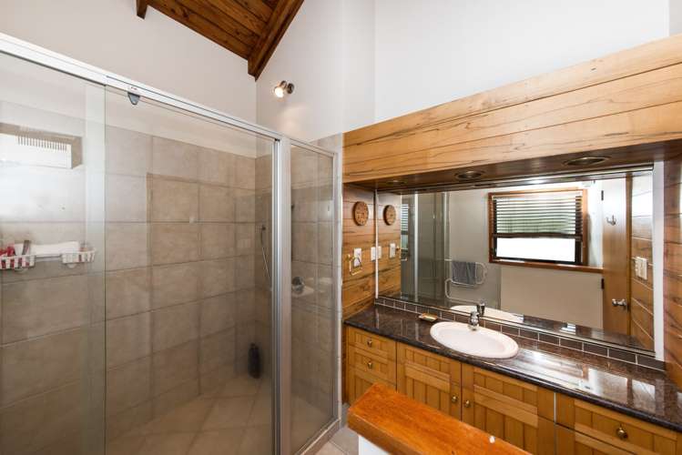 283 Hill Road The Gardens_11