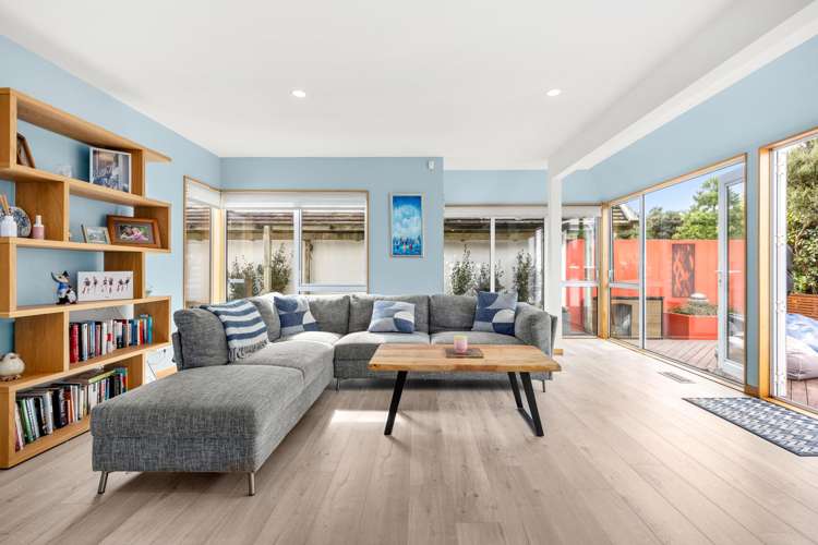 32 Penryn Drive Camborne_8