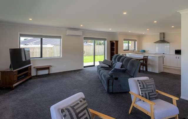 27 Cobb Place Otaki_4