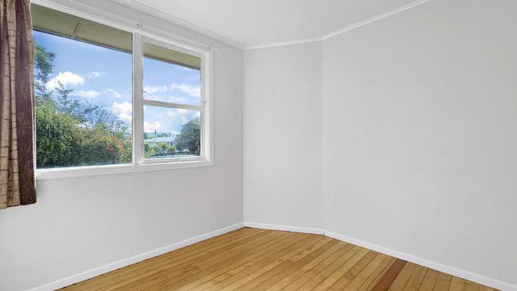 135 Sunset Road Mangakakahi_7