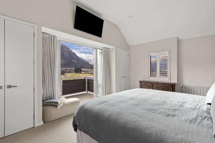 22 Ayrburn Ridge Arrowtown_16