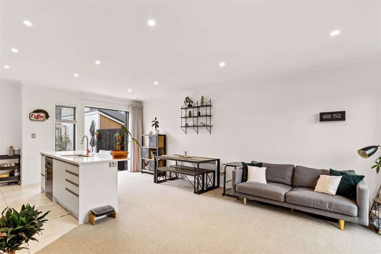 3/25 Sidney Wallingford Way Hobsonville_6