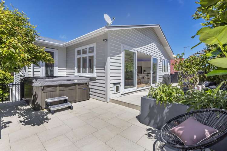 8 Plymouth Street Karori_25