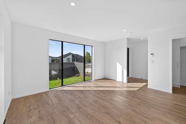 4 Inch Crescent Rangiora_4