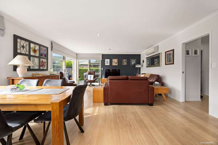 11c Lillian Place Orewa_7