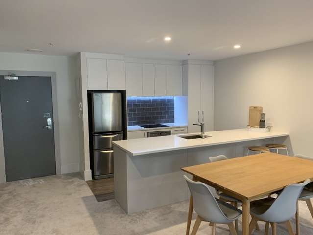 605/8 Whitaker Place 10015_3