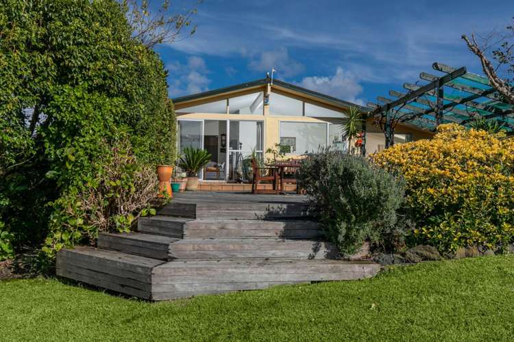 111 Churchill Road Murrays Bay_35