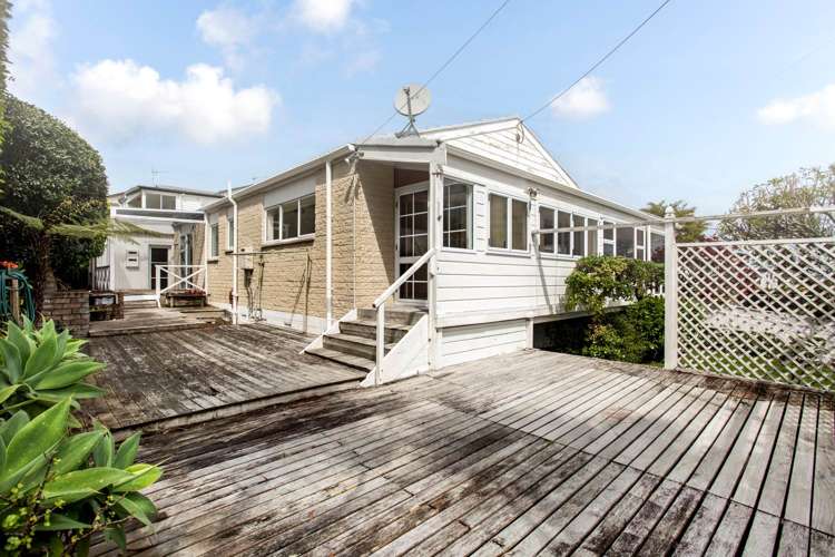 2/23 Heathcote Road Castor Bay_12