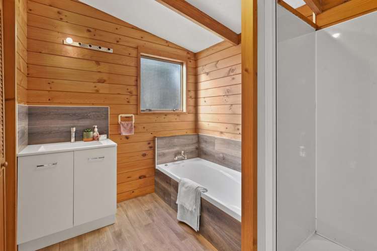 2/20 Saint Annes Crescent Wattle Downs_9