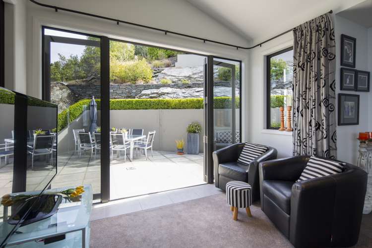 37 Belfast Terrace Queenstown_8