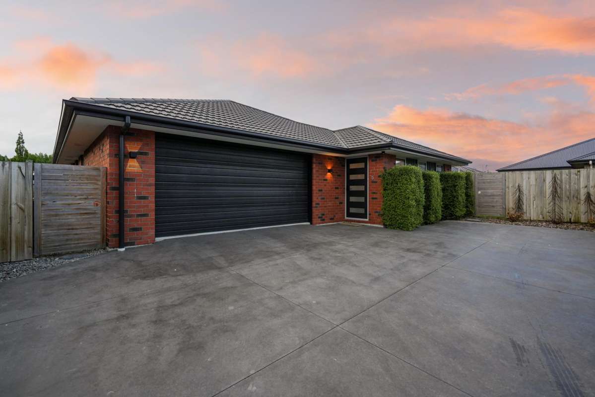 5 Stud Road_0