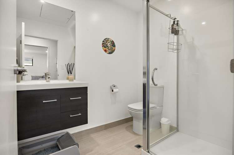 91/8 Thompson Park Rd Mount Wellington_16