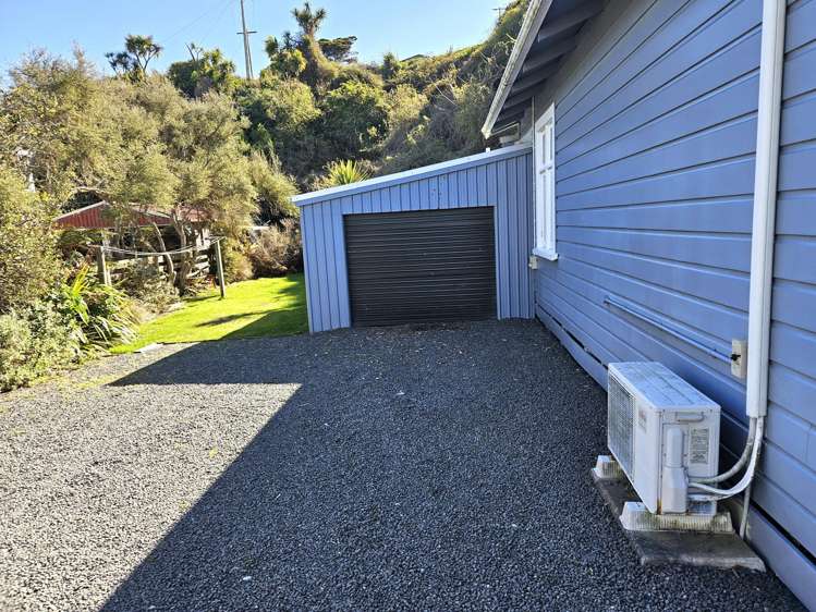 14 Moana Street Kaka Point_17