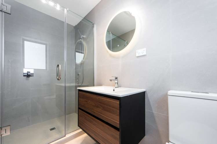 25 Whiteywood Street_2