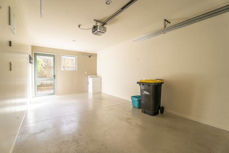 12a Chippenham Grove Churton Park_17