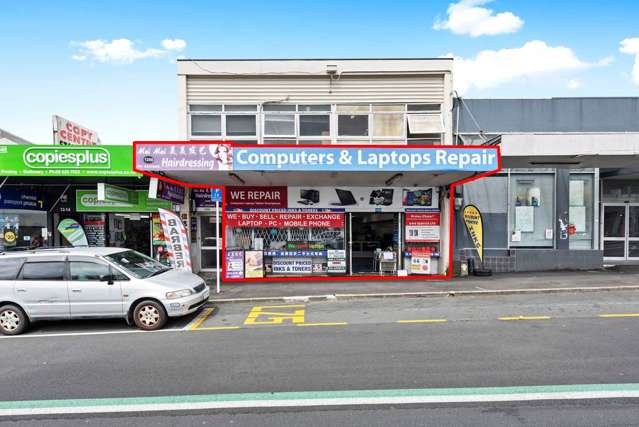 RETAIL ON DOMINION ROAD