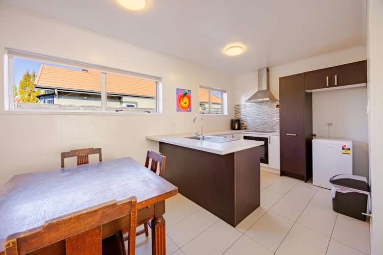 706 Whitehead Road Saint Leonards_6