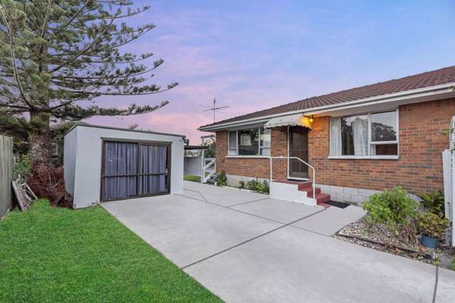 Convenient & Handy Spot in Papatoetoe!