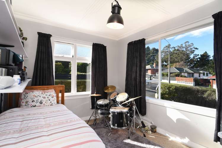 227 Highcliff Road Shiel Hill_9