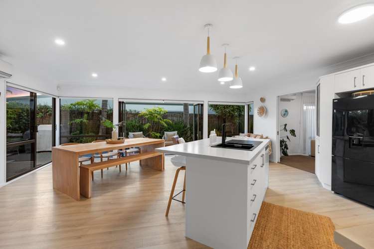 16 Oriental Parade Papamoa_10