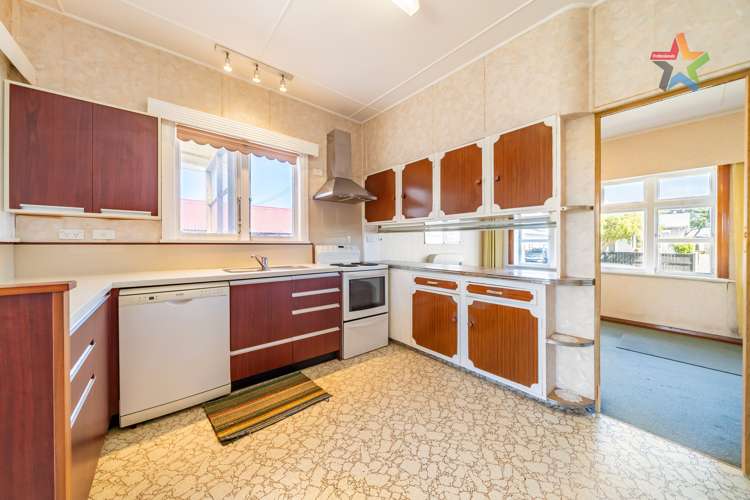 2 Byron Street Petone_3