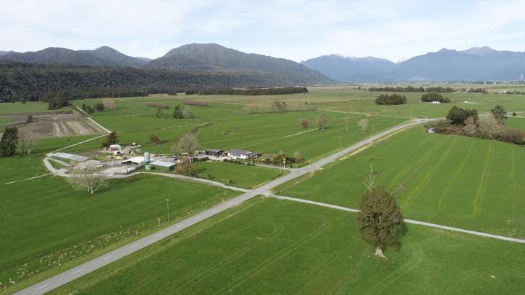 667 Kaniere-Kowhitirangi Road Kokatahi_26