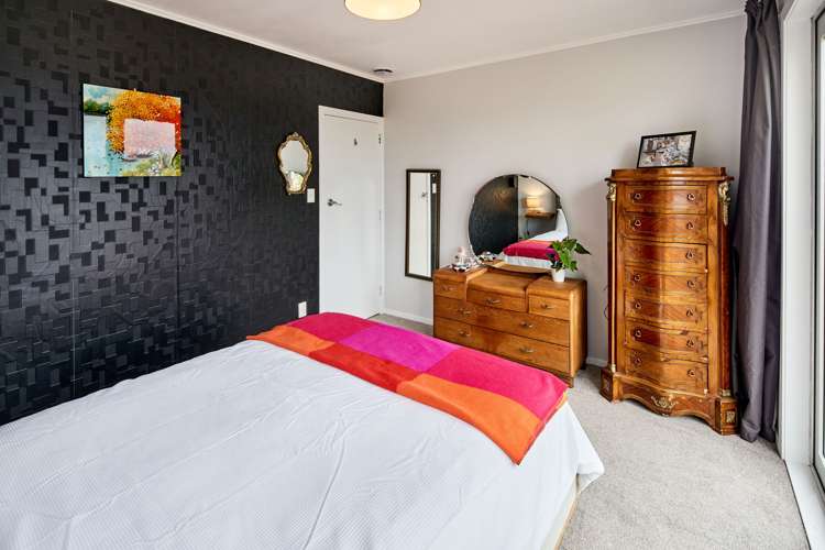 16 Voltaire Street Karori_9