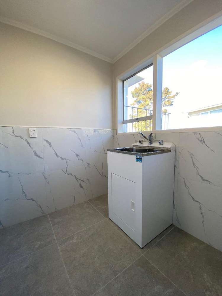 92 Ravenwood Drive Forrest Hill_16