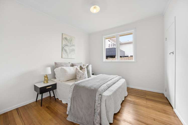 7 Maui Pomare Street Blockhouse Bay_13