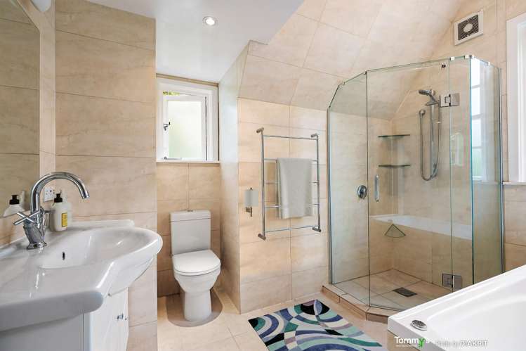 1 Homewood Avenue Karori_14