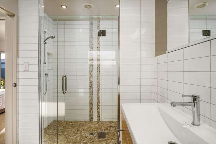 3 Pohutukawa Grove Lytton West_20