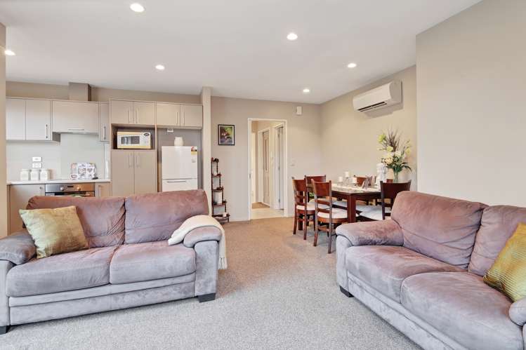 19a Bassett Street Burwood_2