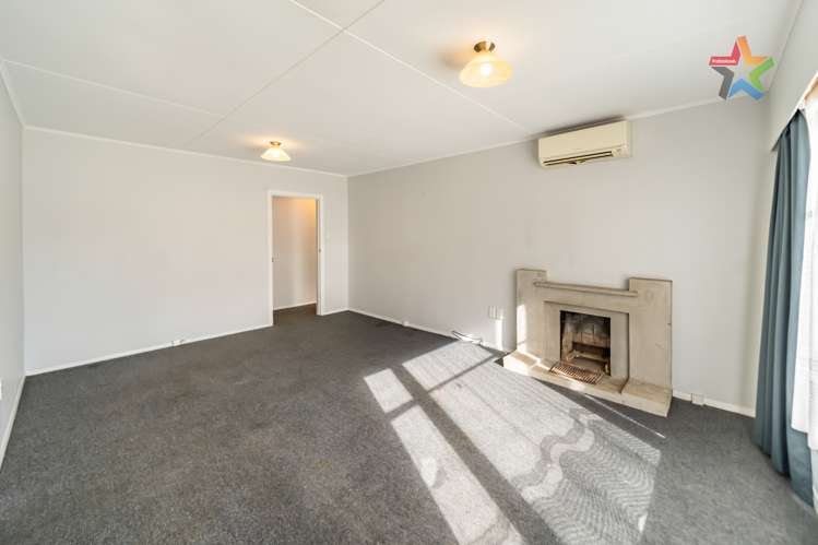 5 Bythell Street Wainuiomata_17