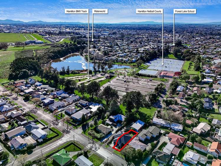 1/6 Walsh Street Forest Lake_16