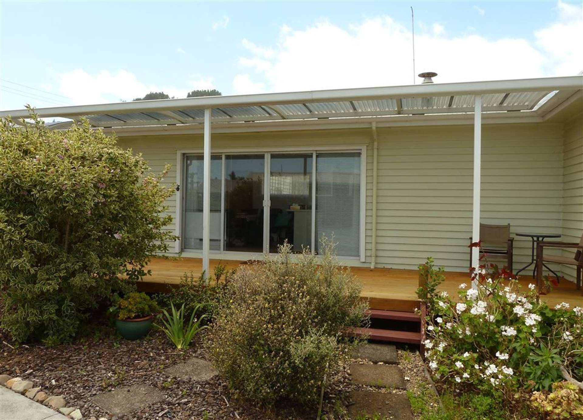 21 West Crescent Te Puru_0