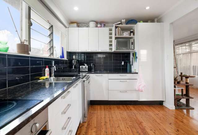 2/27 Alma Crescent Papakura_4