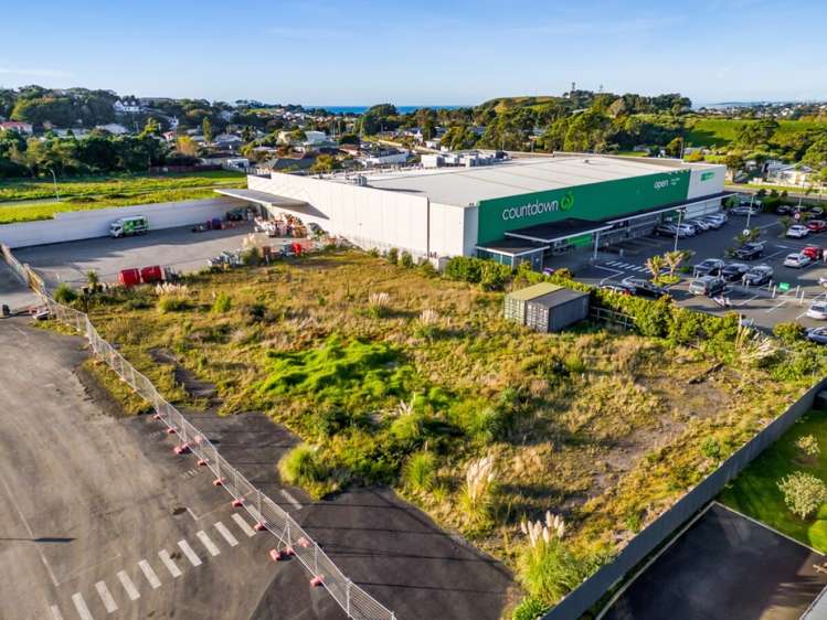 16a Manadon Street Spotswood_5