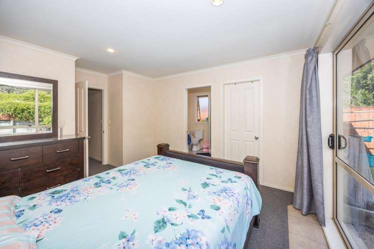 22 Mickelson Avenue Rototuna_17