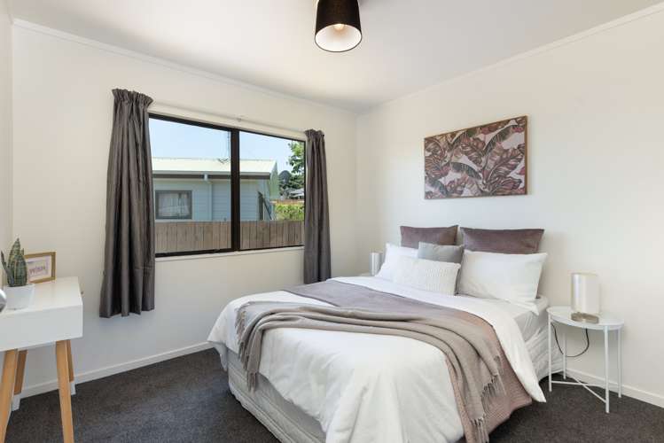 8a Solomon Street Brookfield_8