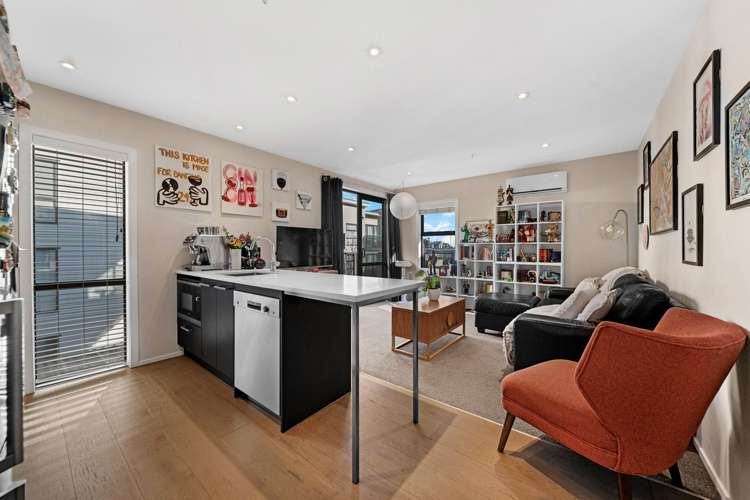 110/69B Hall Avenue Mangere_10