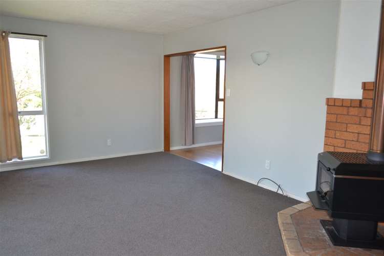 35 Gibbs Drive Woodend_3