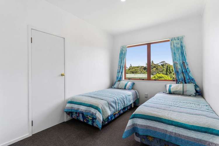 2 Hellyers Street Birkdale_11