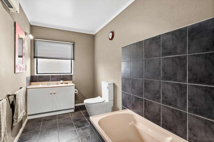 7 Dundee Drive Flaxmere_13