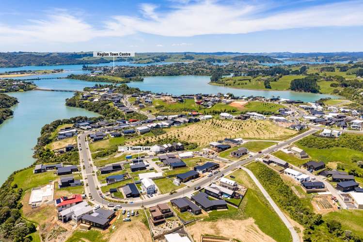 2 Taeore Lane Raglan_36