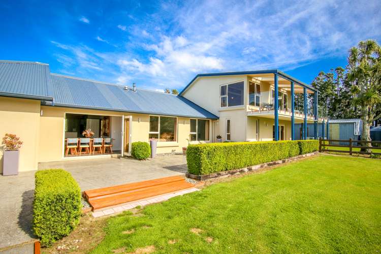 367 Utopia Road Westport_17